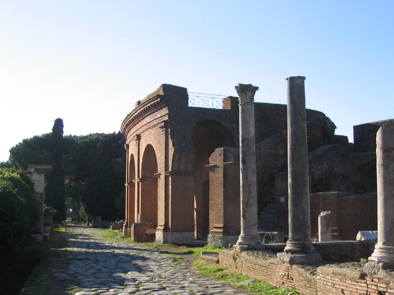 Ostia Antica Theater Exterior (Courtesy wikimedia commons)